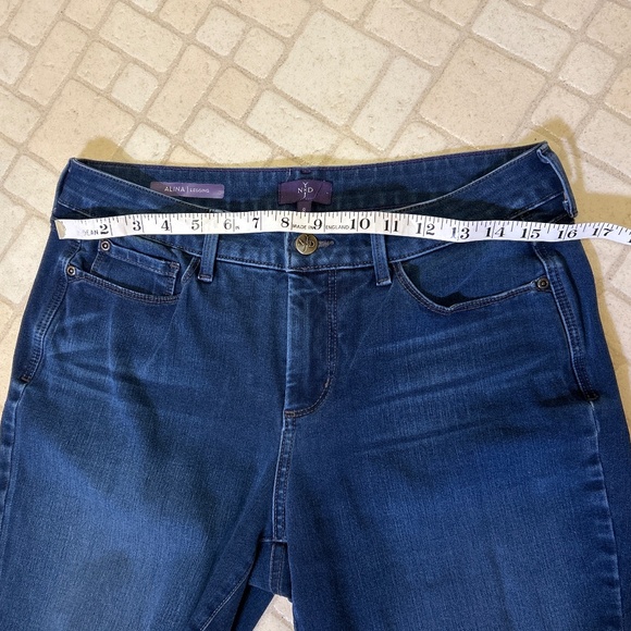 NYDJ Size 8 Jeans/Leggings - Picture 9 of 14
